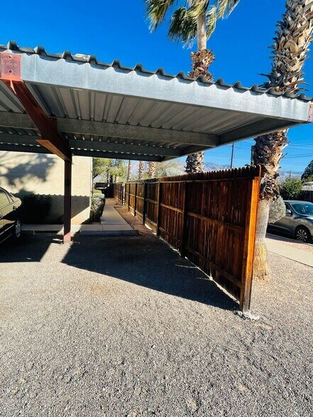 Building Photo - 2767 N Edith Blvd