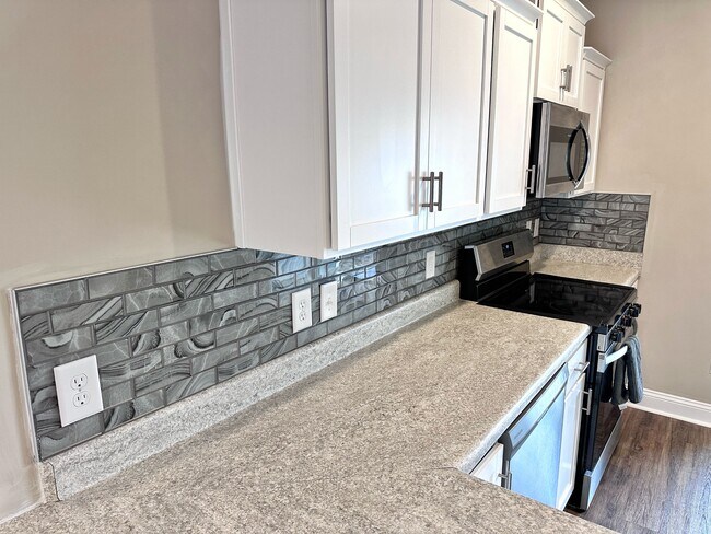 Building Photo - 617 Jacks Xing Dr