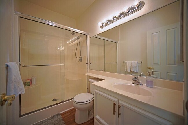 Building Photo - Beautiful Highland Reserve home 4 bedroom,...