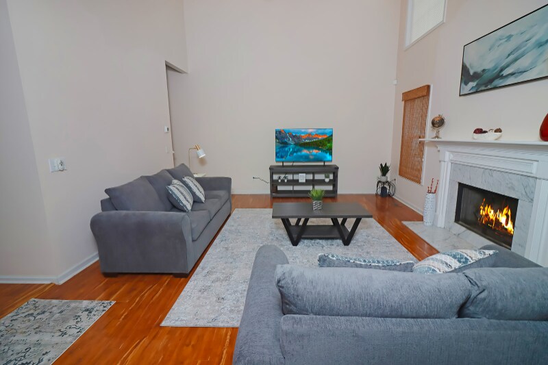 Building Photo - 1784 Clayhill Pointe SW