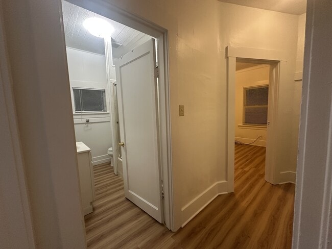 Building Photo - 7951 Maple Ave SE