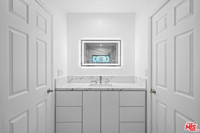 Building Photo - 17449 Sumiya Dr