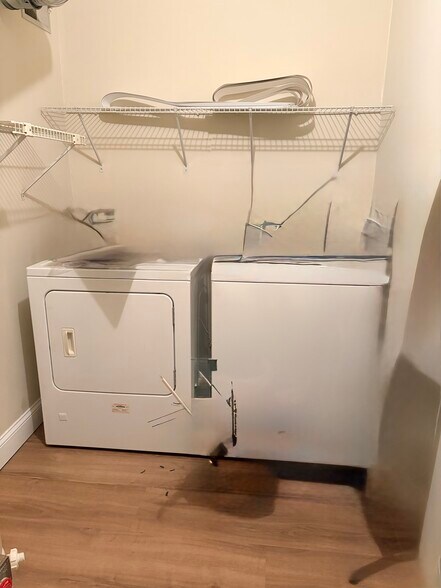 Building Photo - 127 Irving Pl