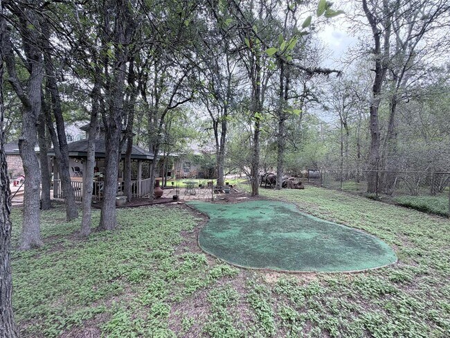 Building Photo - 236 Piney Ridge Dr