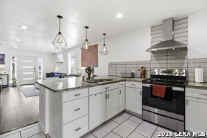 Building Photo - 227 E Baylor St