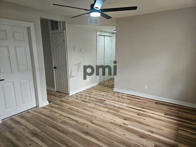 Building Photo - 303 S Fleming St