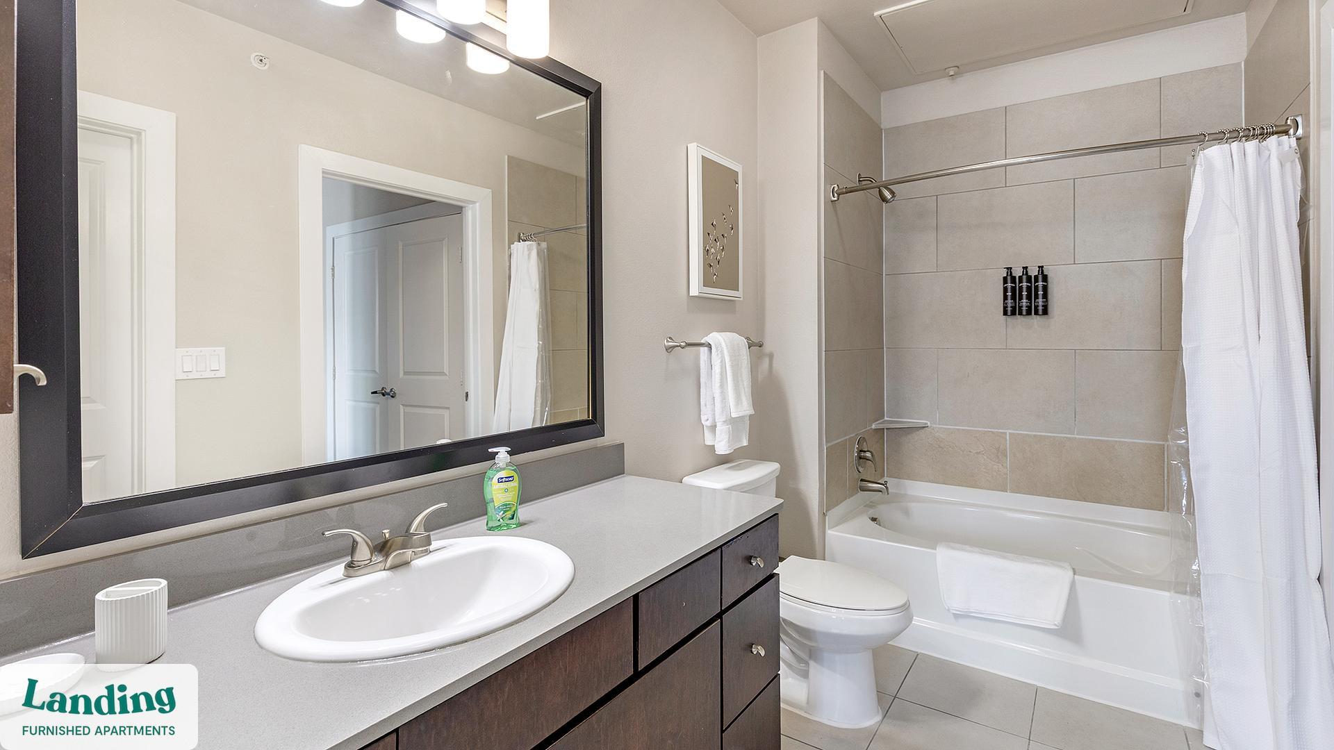 Building Photo - 3501 Ross Ave