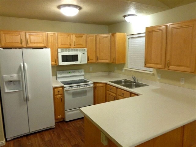 Building Photo - 105 W 1200 S