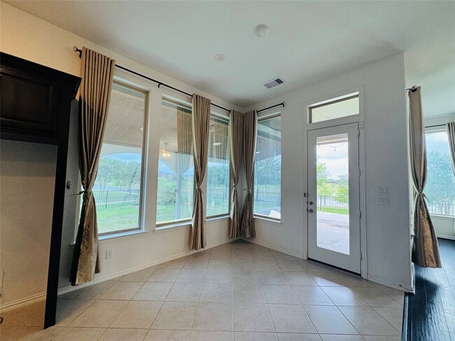 Building Photo - 8403 Terrace Valley Cir