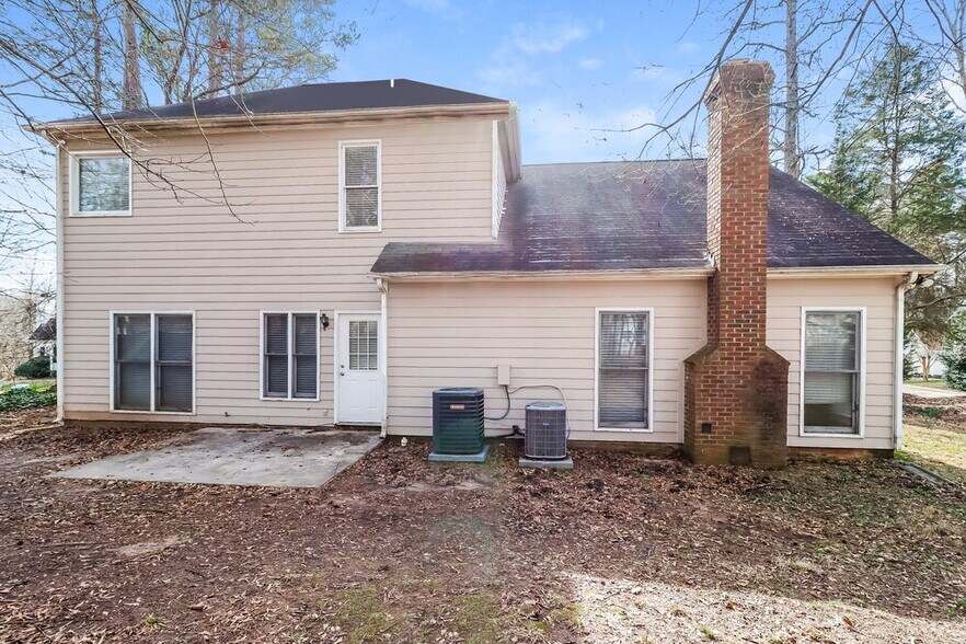 Building Photo - 7421 Trotter Rd