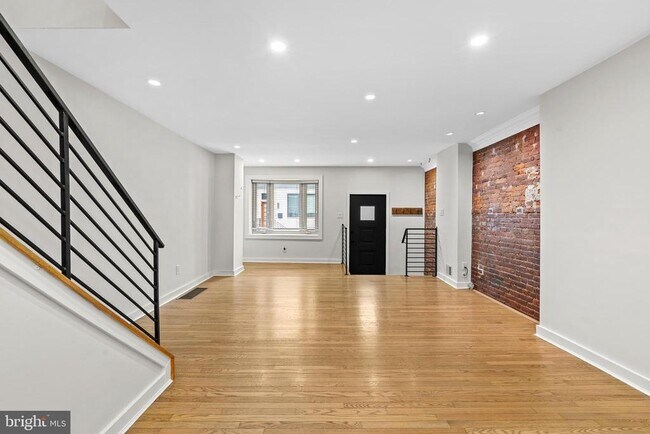 Building Photo - 1314 E Berks St