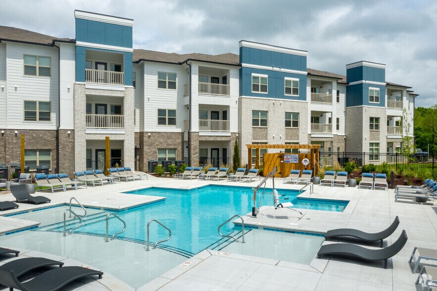 Vintage Northcreek 155 Northcreek Blvd Goodlettsville TN 37072