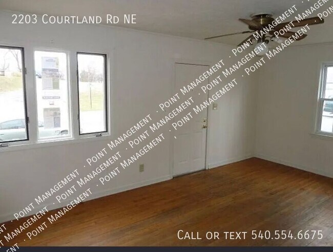 Building Photo - 2203 Courtland Rd NE