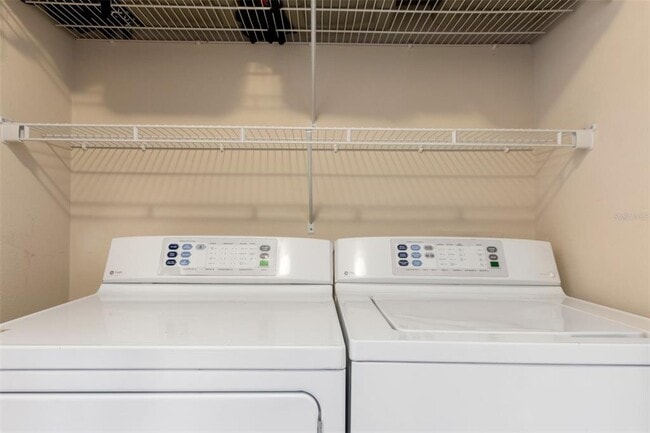 Building Photo - 800 S Dakota Ave