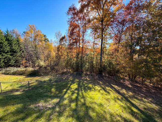 Building Photo - 116 Whipple Ln