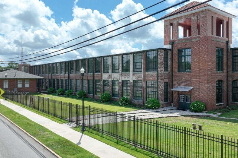 Primary Photo - The Lofts of LaGrange