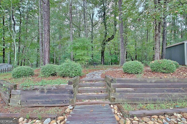 Building Photo - 21 Wellington Mnr Dr