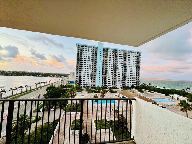 Building Photo - 1201 S Ocean Dr