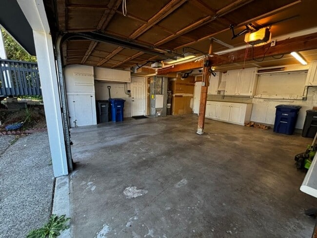 Building Photo - 3601 88th Ave SE