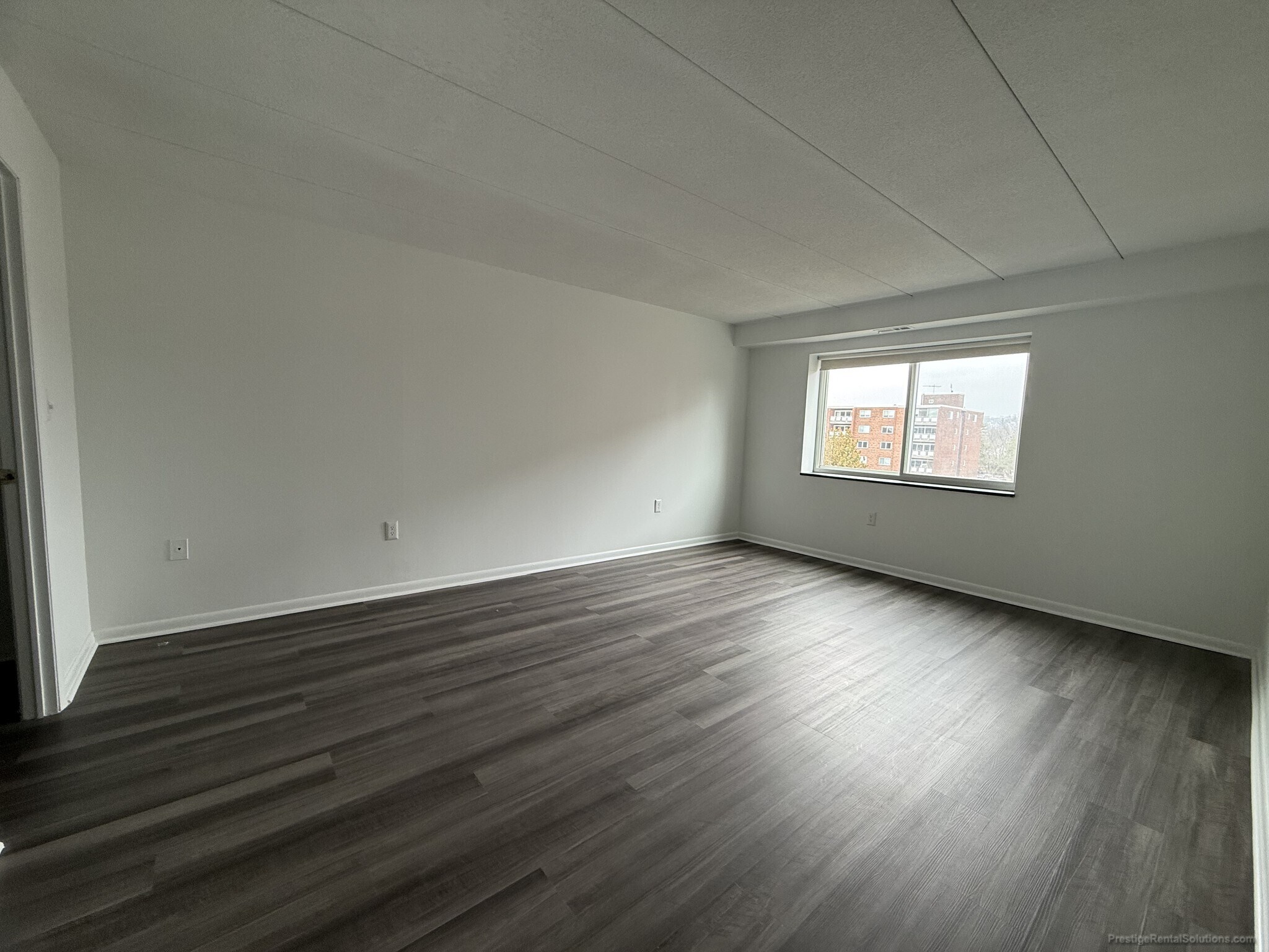 Building Photo - 21 Hill Rd