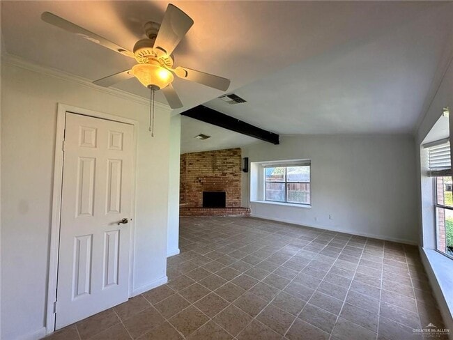Building Photo - 1509 Robin Ave