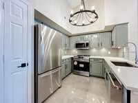Building Photo - 13103 Mulberry Park Dr