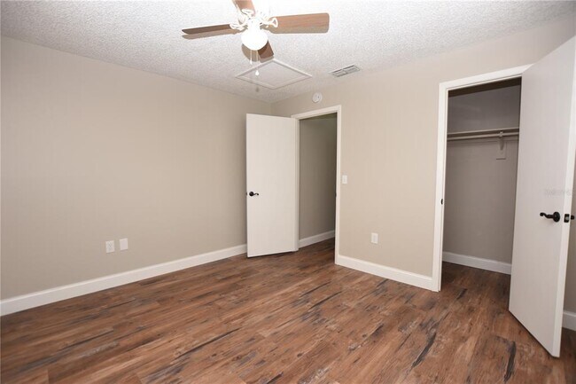 Building Photo - 1224 Waterview Blvd E