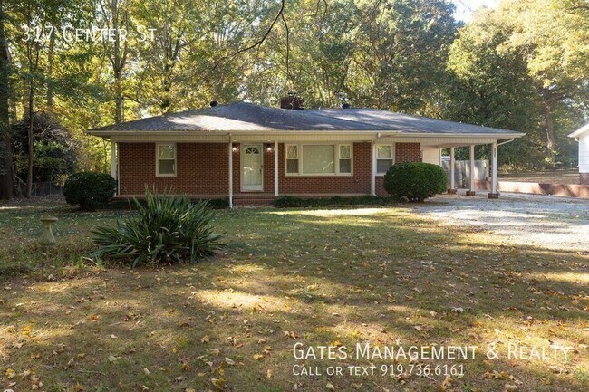 Primary Photo - 317 Center St