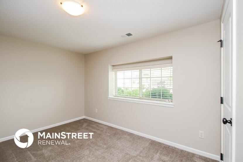 Building Photo - 407 192nd St