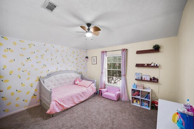 Building Photo - 10008 Dawn Brook Dr