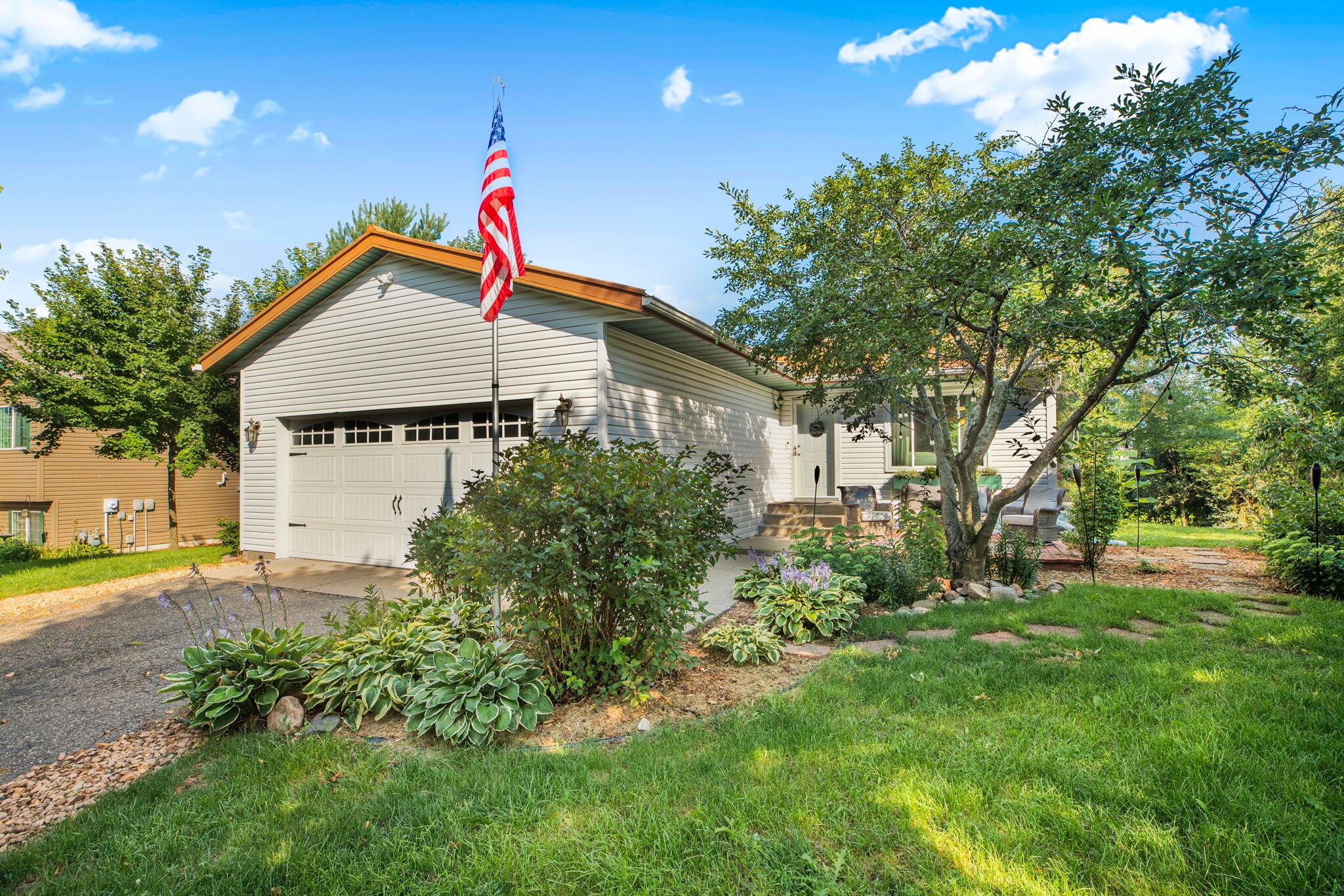 Building Photo - 5341 Mallard Ln