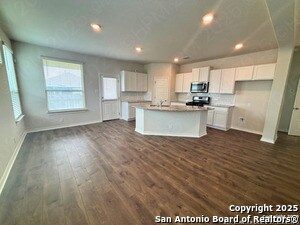 Building Photo - 8512 Murray Grey