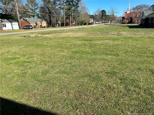 Building Photo - 8927 Main St