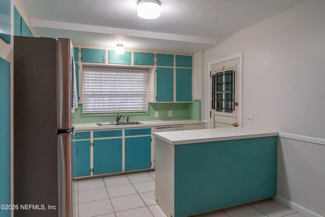 Building Photo - 4128 Torino Pl