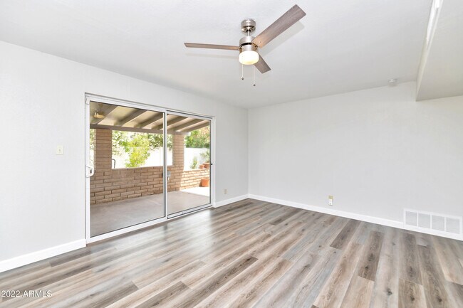 Building Photo - 8444 E Plaza Ave