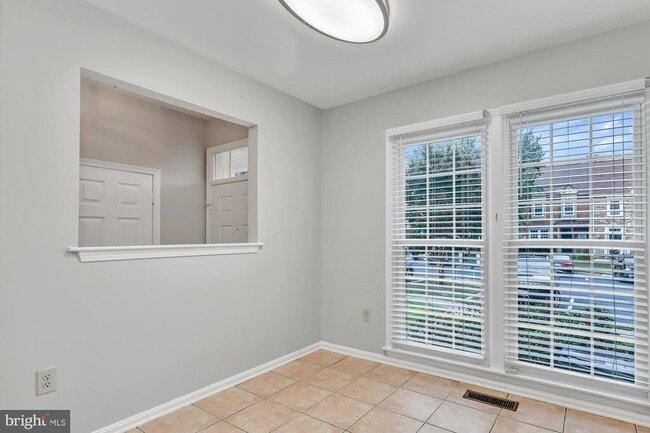 Building Photo - 4207 Devonwood Way