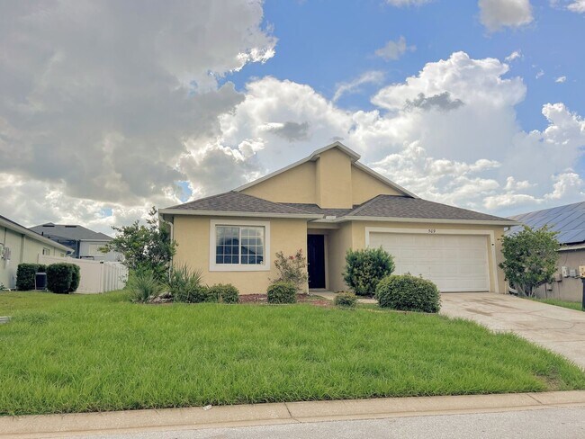 Building Photo - 509 Hillcrest Dr
