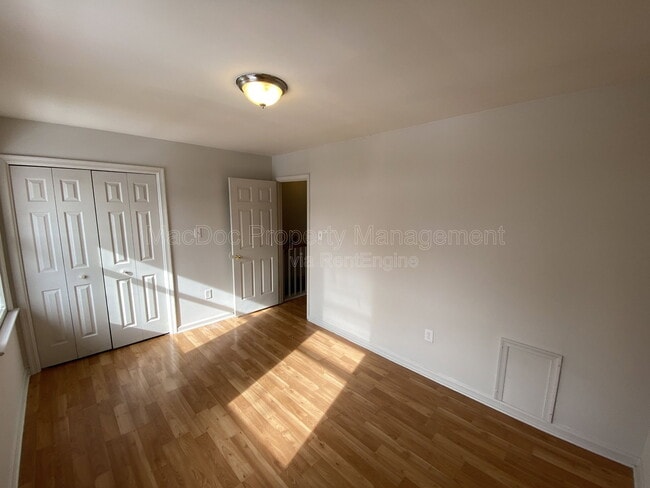 Building Photo - 212 Farrell Ln