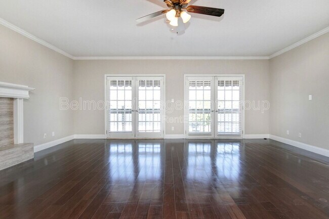 Building Photo - 1096 Azalea Ln