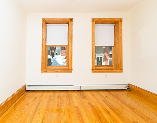 Building Photo - 46 Garden St