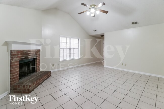 Building Photo - 4458 Shadow Creek St