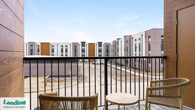 Building Photo - 9906 Runway Dr