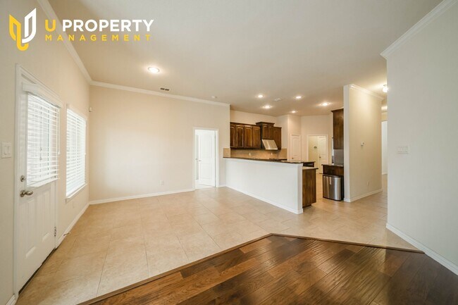 Building Photo - Gorgeous 2-story house in Denton