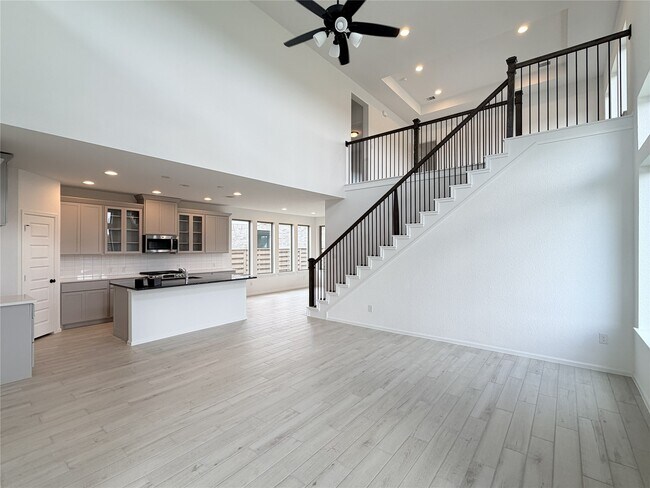 Building Photo - 10702 Ursa St