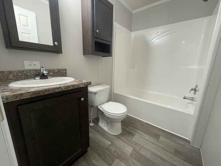 Building Photo - 38017 Chilver Ave