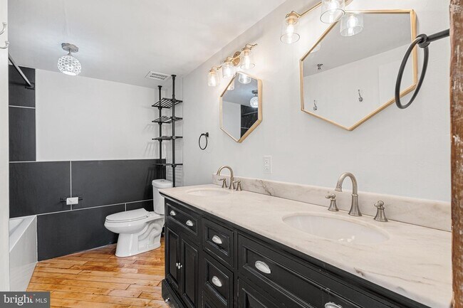 Building Photo - 428-40 N 13th St