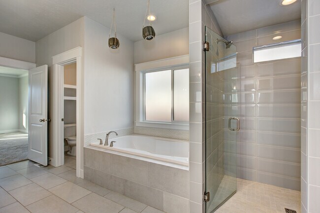 Building Photo - 2603 N Foudy Ave