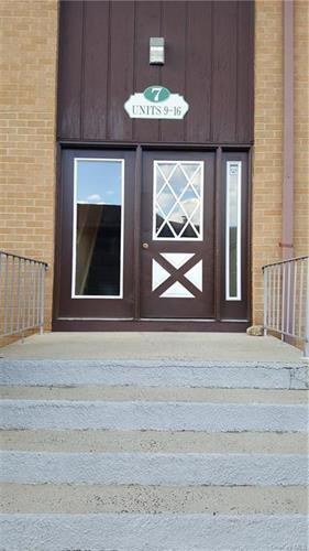 Building Photo - 7 E Lawrence Park Dr E