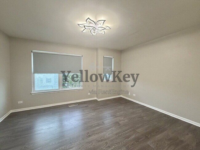 Building Photo - 3371 Kentshire Cir