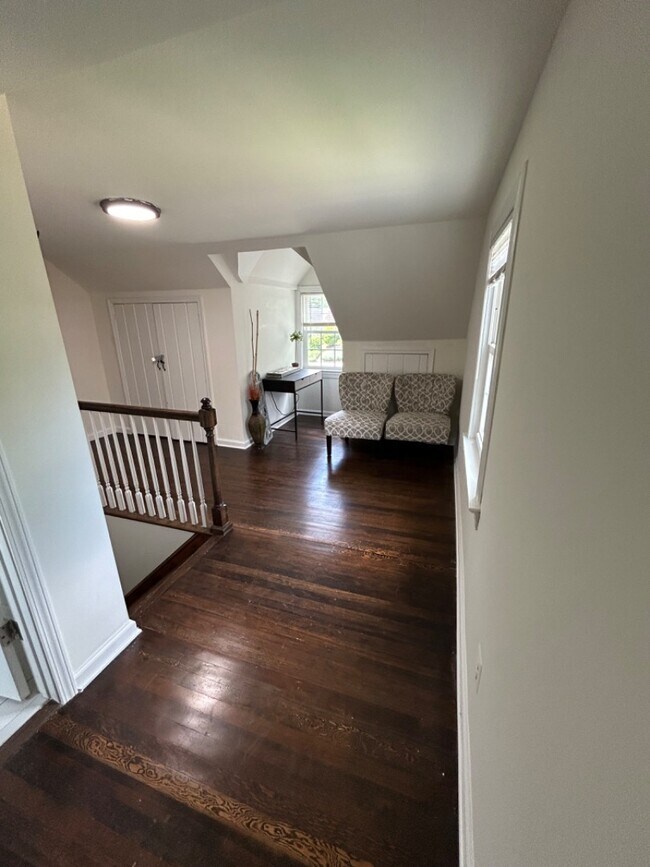 Building Photo - 9407 Colesville Rd
